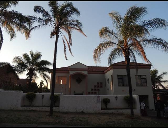5 BEDROOM HOUSE FOR SALE IN AMANDASIG